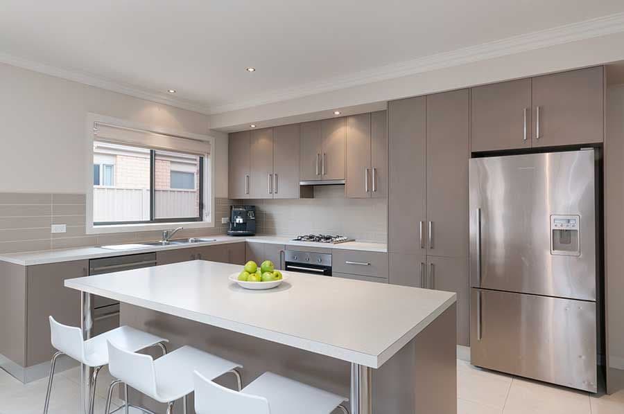 8 Dampier Close, Craigieburn VIC 3064, Craigieburn - Thumbnail 2