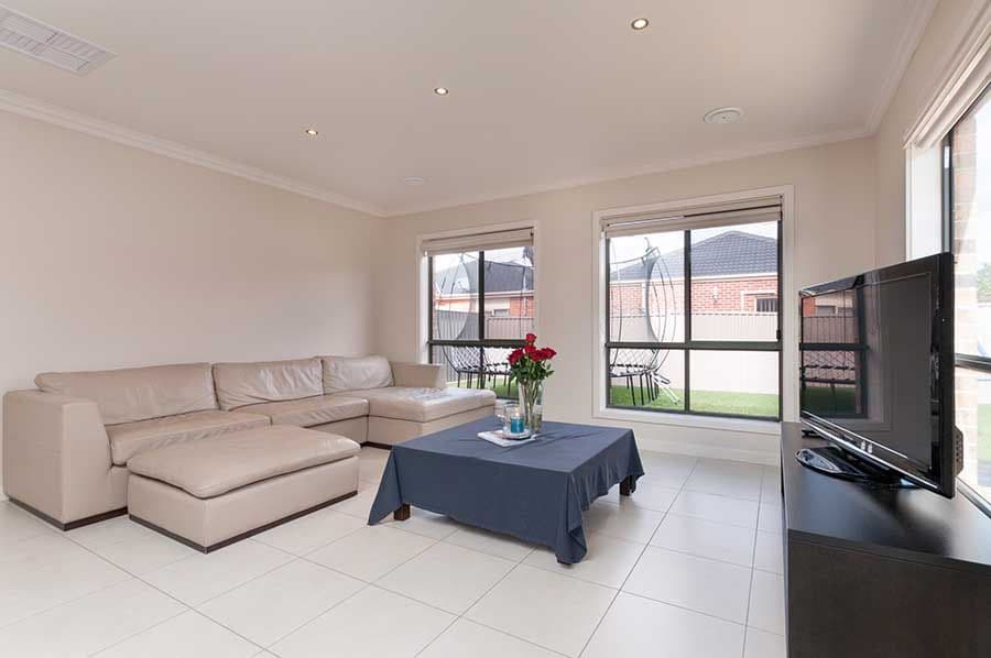 8 Dampier Close, Craigieburn VIC 3064, Craigieburn - Thumbnail 5