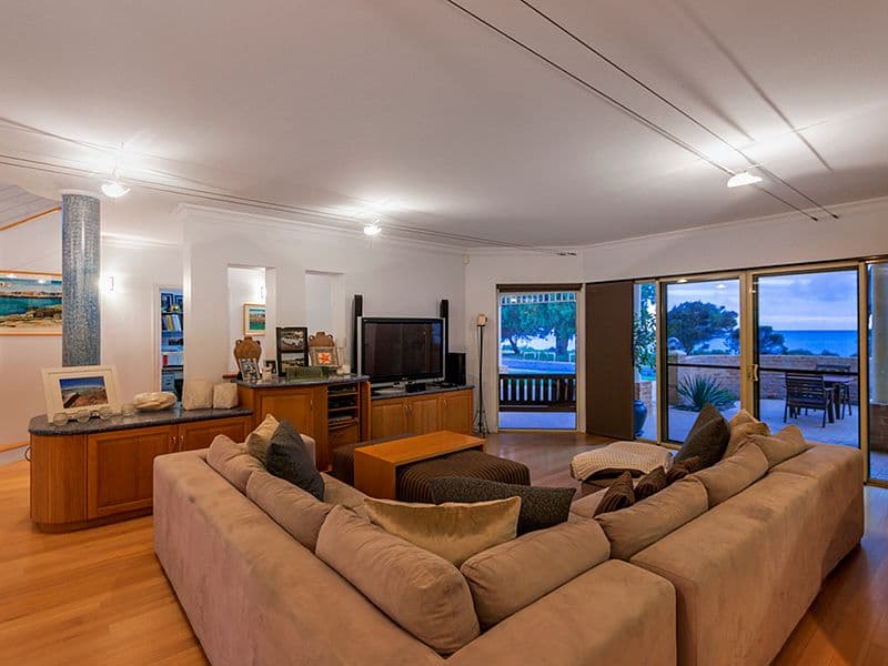 102 Kempton Street, Bluff Point WA 6530, Bluff Point - Thumbnail 4