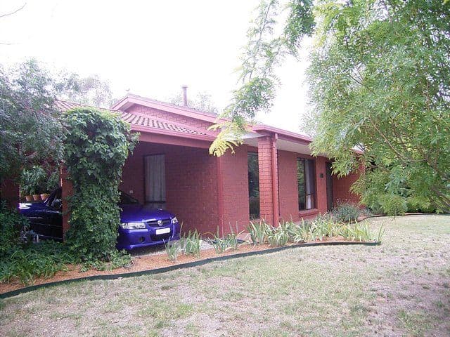 9 St Andrews Circuit, THURGOONA NSW 2640, Thurgoona - Image 1