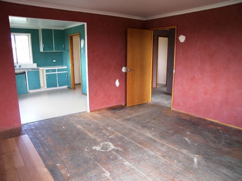 16 Holloway Drive, HERDSMANS COVE TAS 7030, Herdsmans Cove - Thumbnail 4