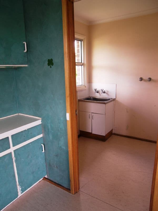 16 Holloway Drive, HERDSMANS COVE TAS 7030, Herdsmans Cove - Thumbnail 6