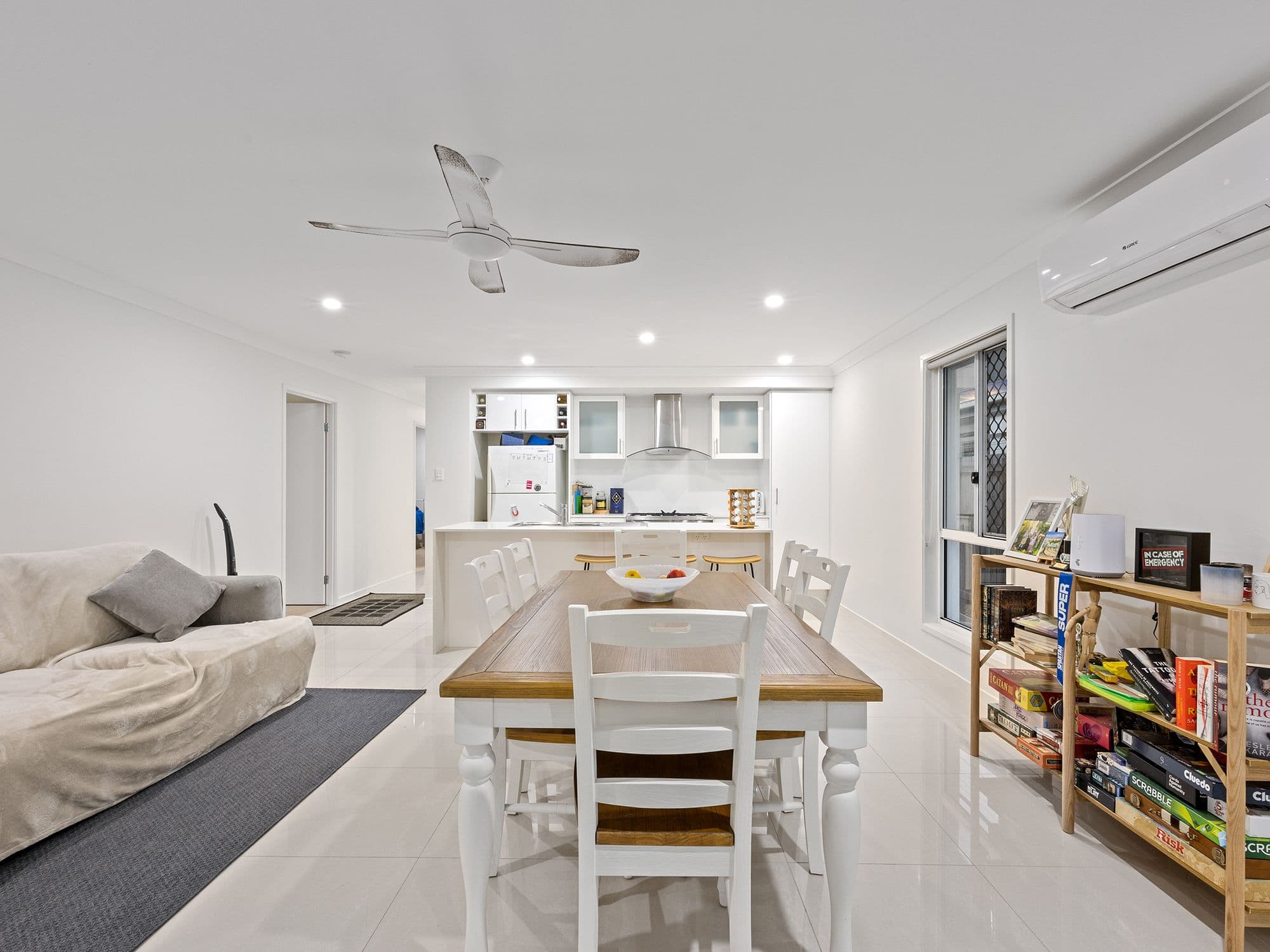 7 Cedarvale Street, South Ripley QLD 4306, South Ripley - Thumbnail 2