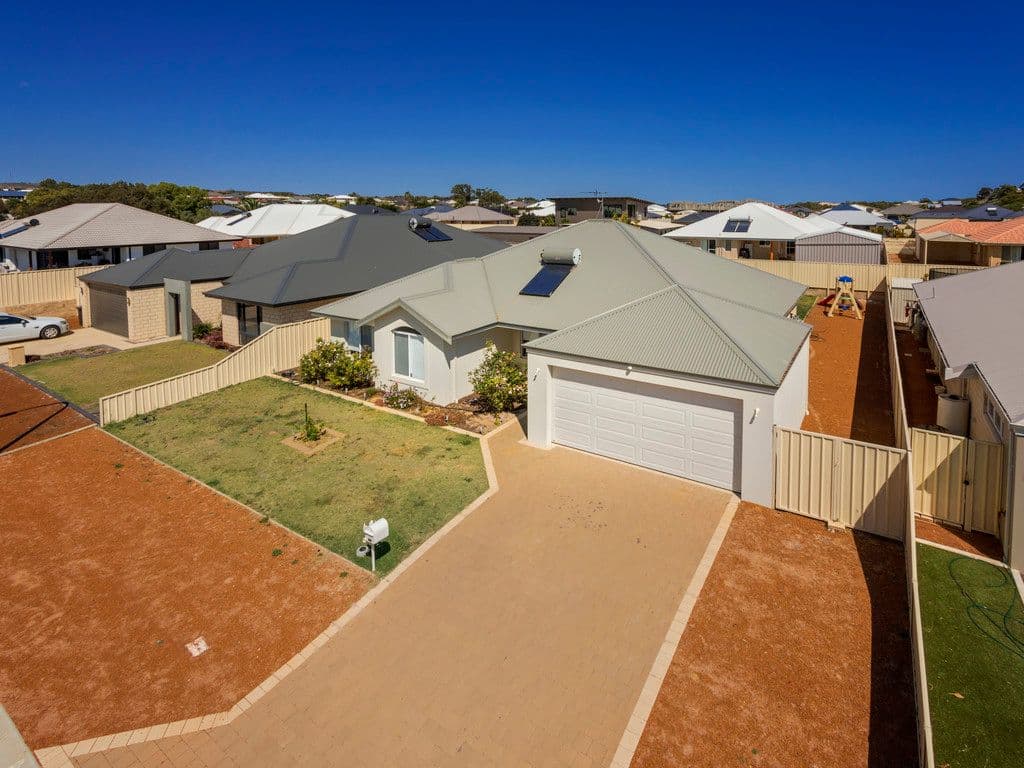 8 The Quarter Deck, Drummond Cove WA 6532, Drummond Cove - Image 1