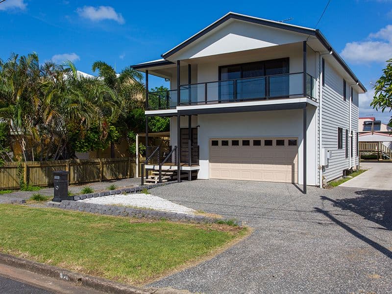 32 Alkoomie Street, WYNNUM QLD 4178, Wynnum - Image 1