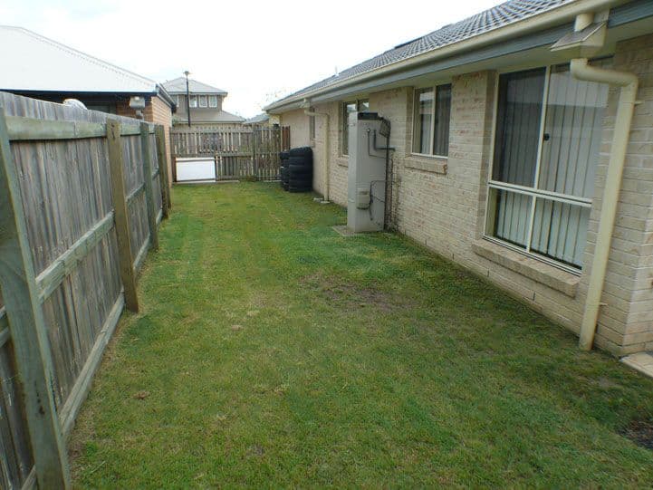 13 Leichhardt Street, COOMERA QLD 4209, Coomera - Thumbnail 8