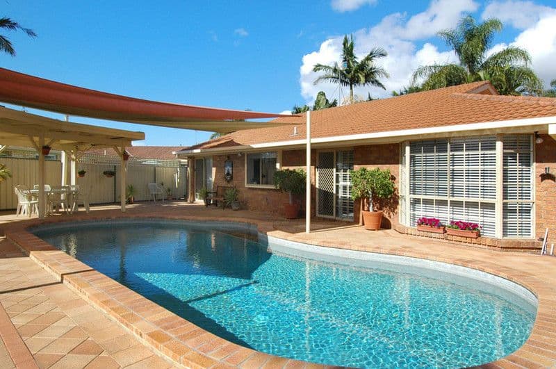 8 Henning Court, MERMAID WATERS QLD 4218, Mermaid Waters - Thumbnail 2