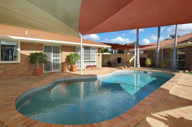 8 Henning Court, MERMAID WATERS QLD 4218, Mermaid Waters - Thumbnail 3