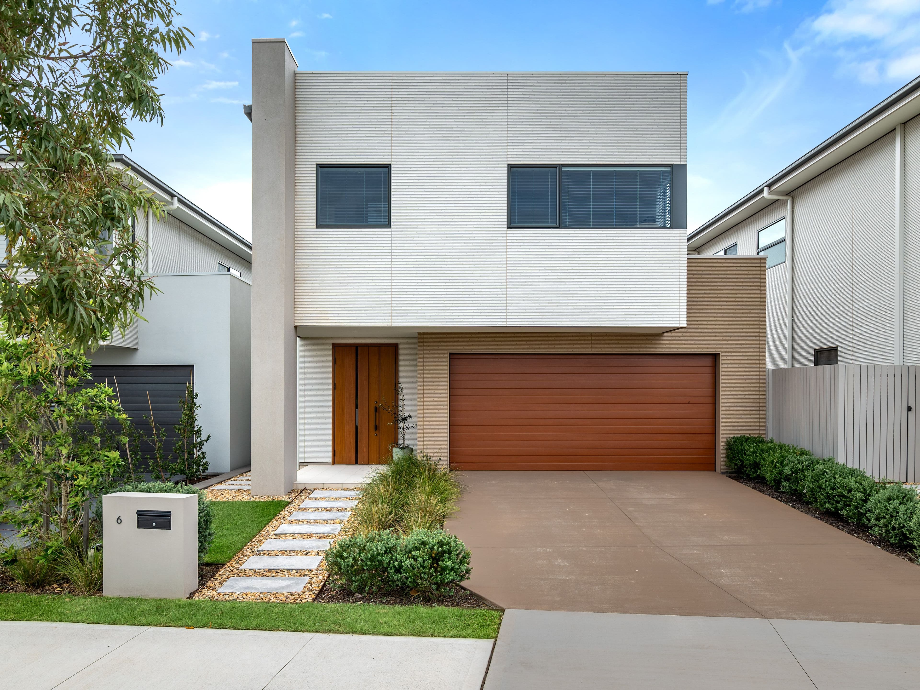 6 Roseworthy Way, GLEDSWOOD HILLS NSW 2557, Gledswood Hills - Image 1