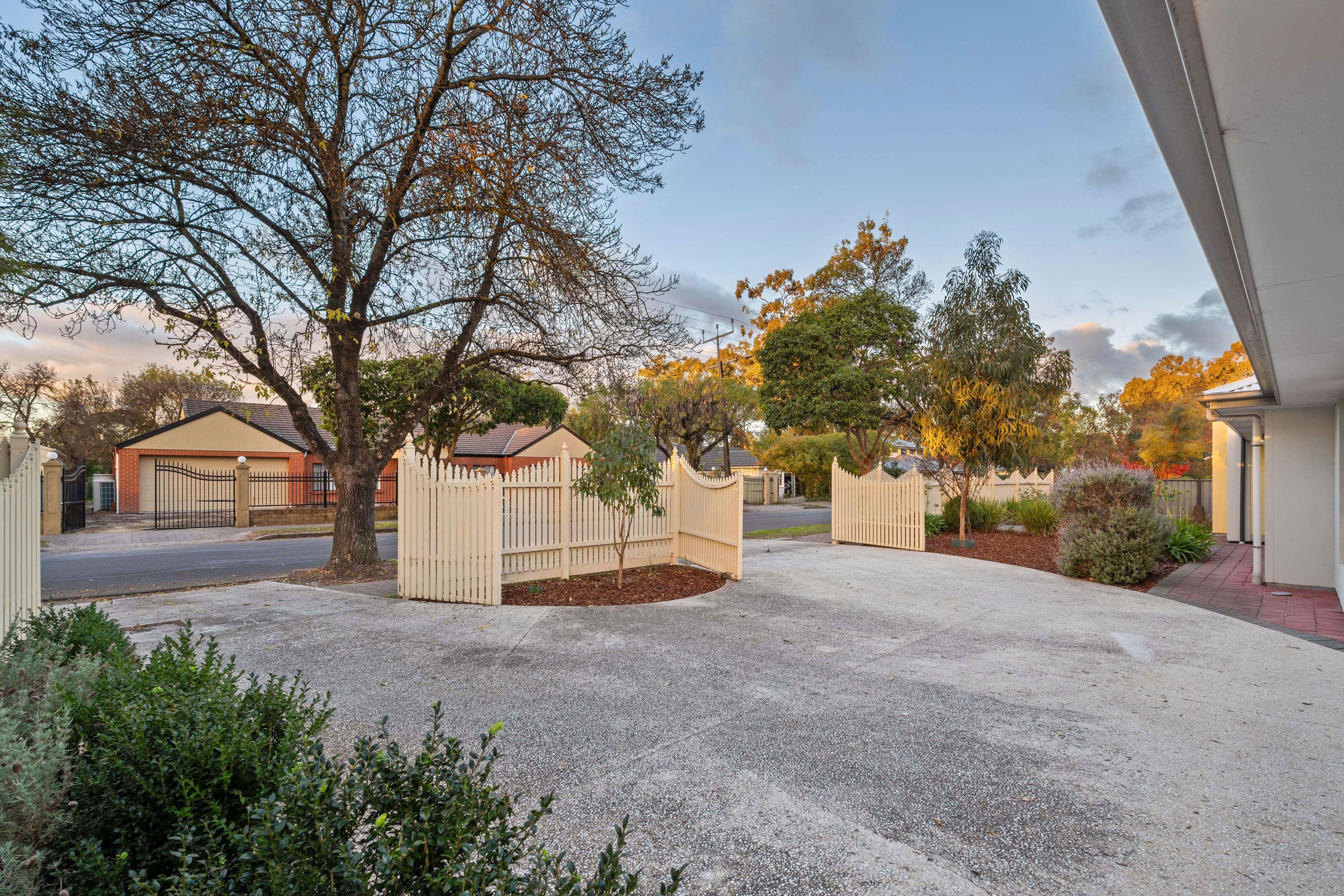 11 Viaduct Road, Eden Hills SA 5050, Eden Hills - Thumbnail 4