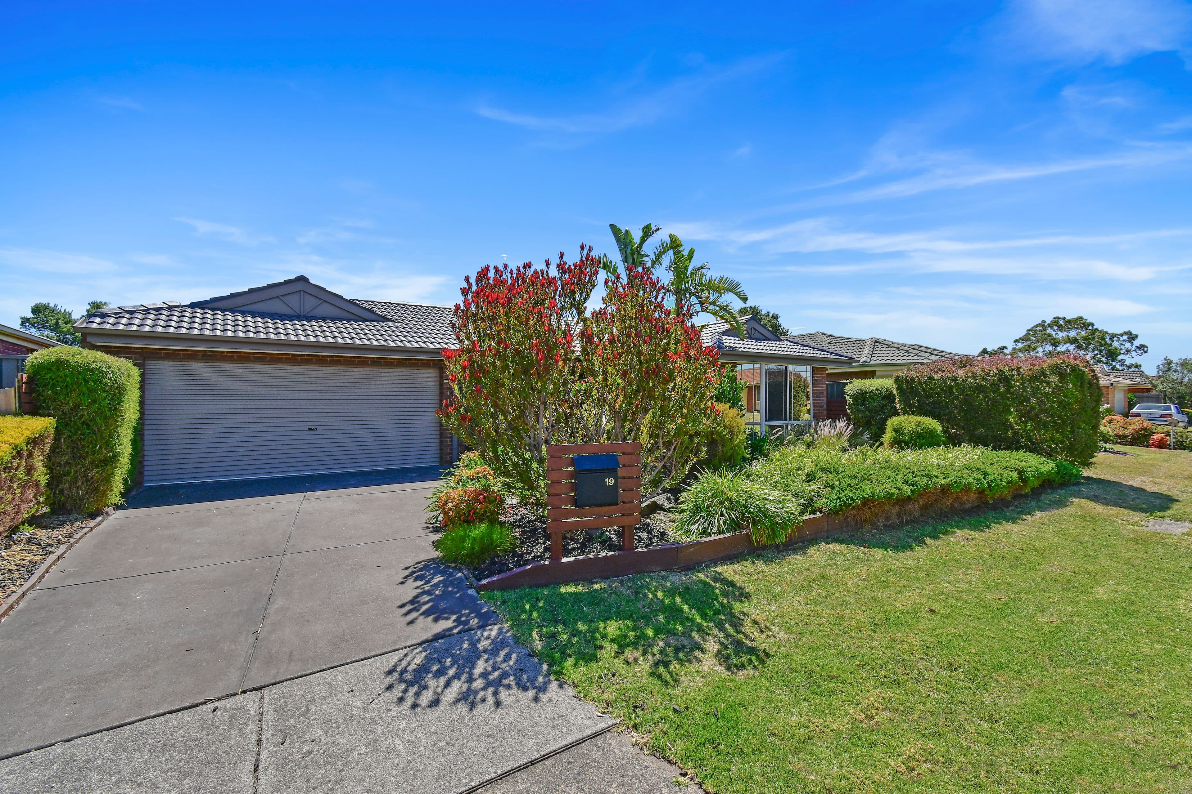 19 Grevillea Place, Pakenham VIC 3810, Pakenham - Thumbnail 2