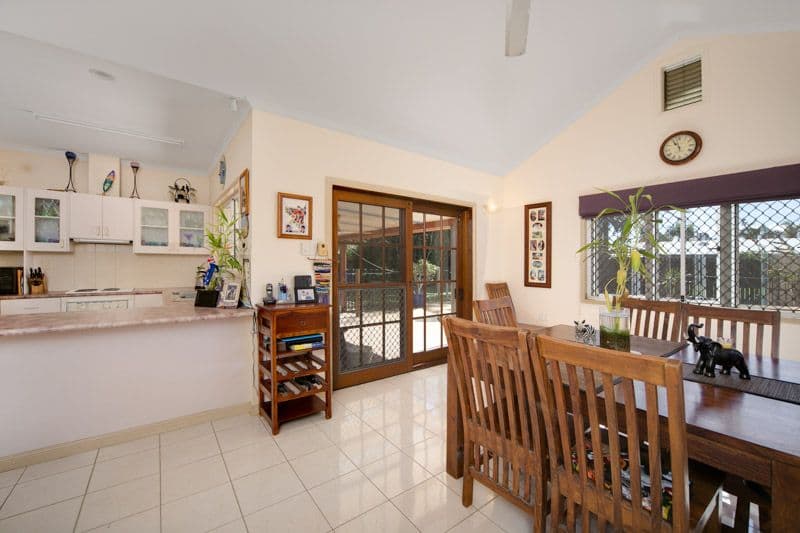 185 Robert Road, BENTLEY PARK QLD 4869, Bentley Park - Thumbnail 4