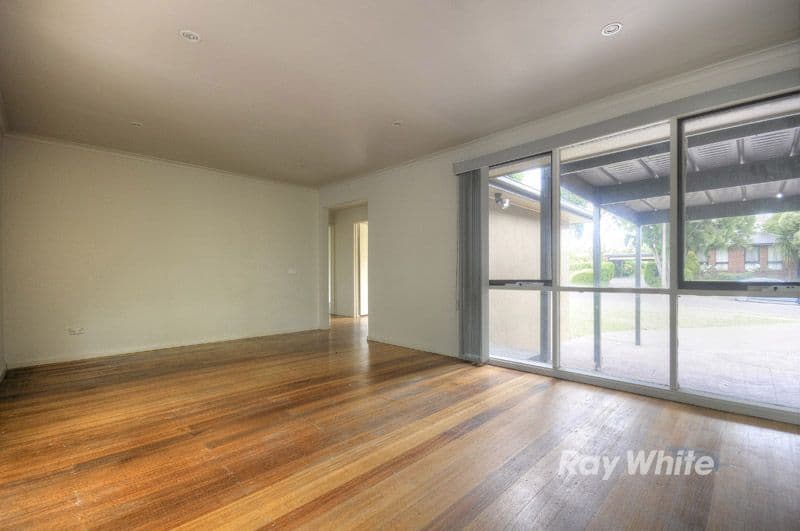 30 Roehampton Avenue, WANTIRNA VIC 3152, Wantirna - Thumbnail 2