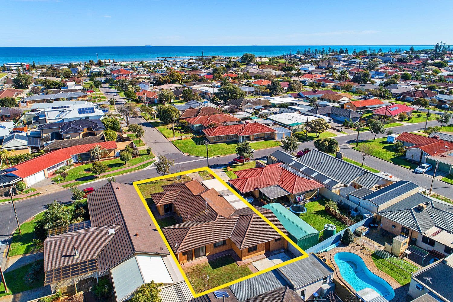 20 Coral Avenue, Semaphore Park SA 5019, Semaphore Park - Image 1