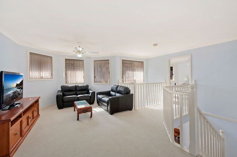 17 Tallowood Way, FRENCHS FOREST NSW 2086, Spacious Family Home In A Popular Bowral Pocket - Thumbnail 4