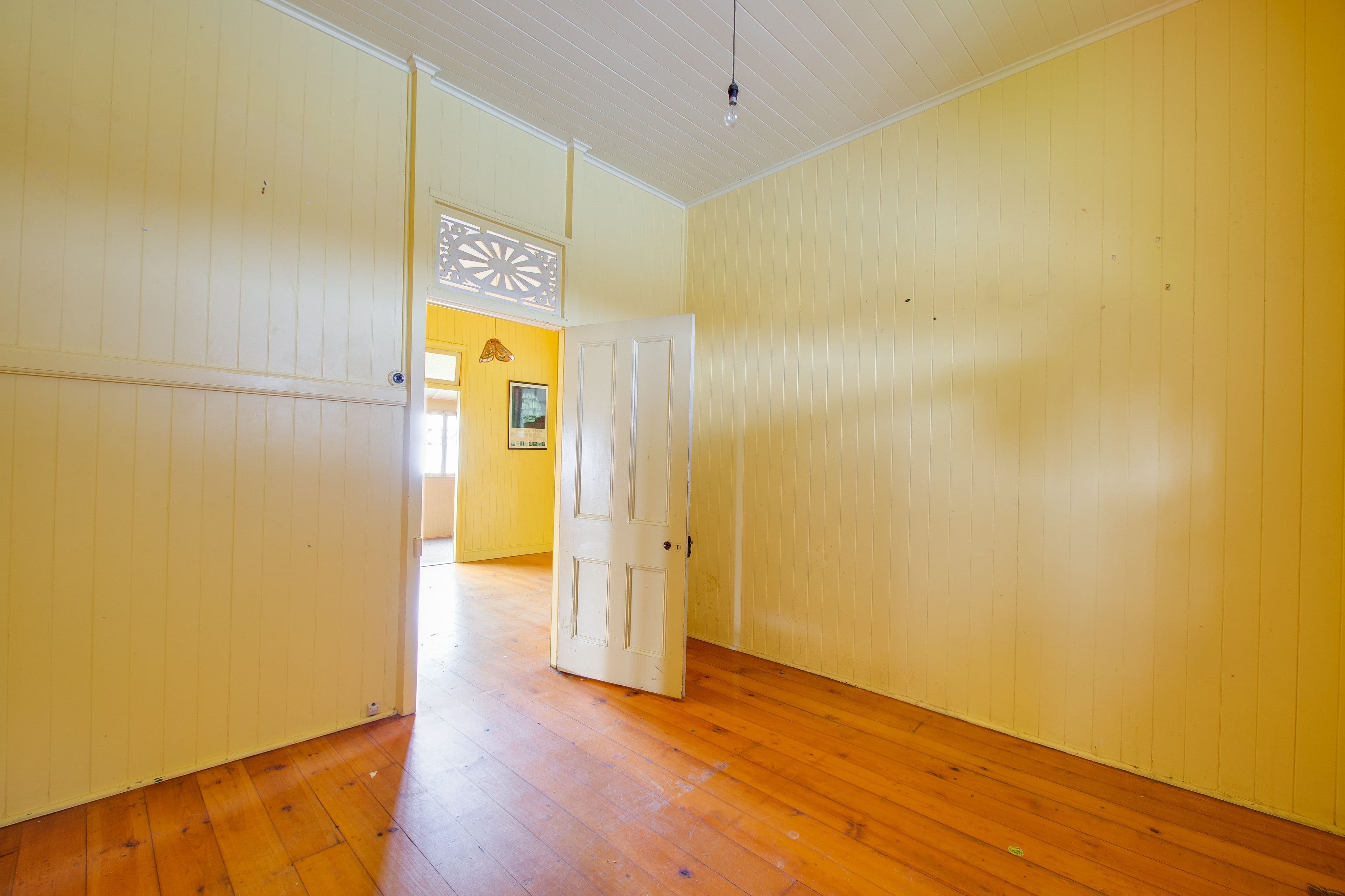 25 Woodford Street, One Mile QLD 4305, One Mile - Thumbnail 4