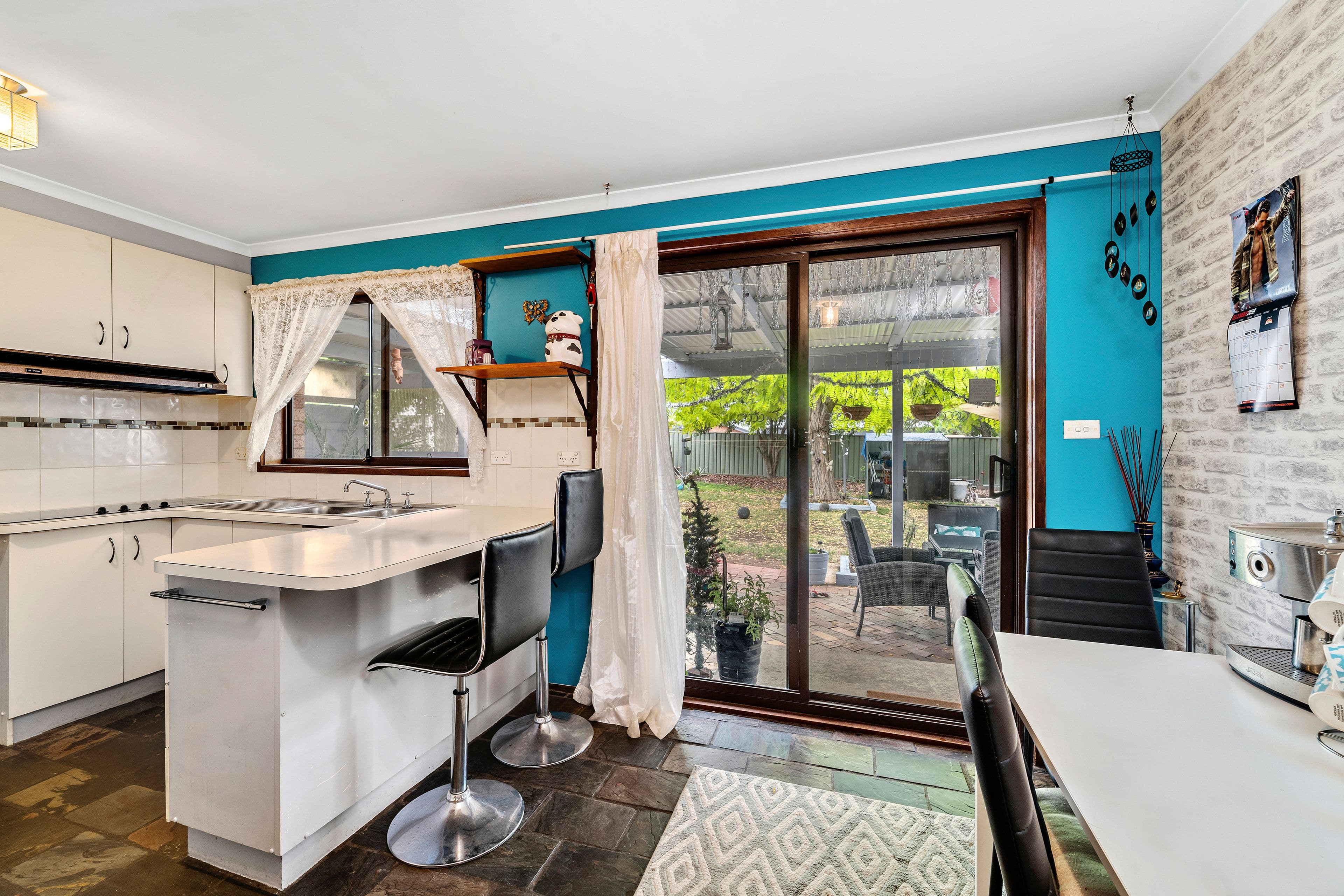 215 Heagney Crescent, Gilmore ACT 2905, Gilmore - Thumbnail 2