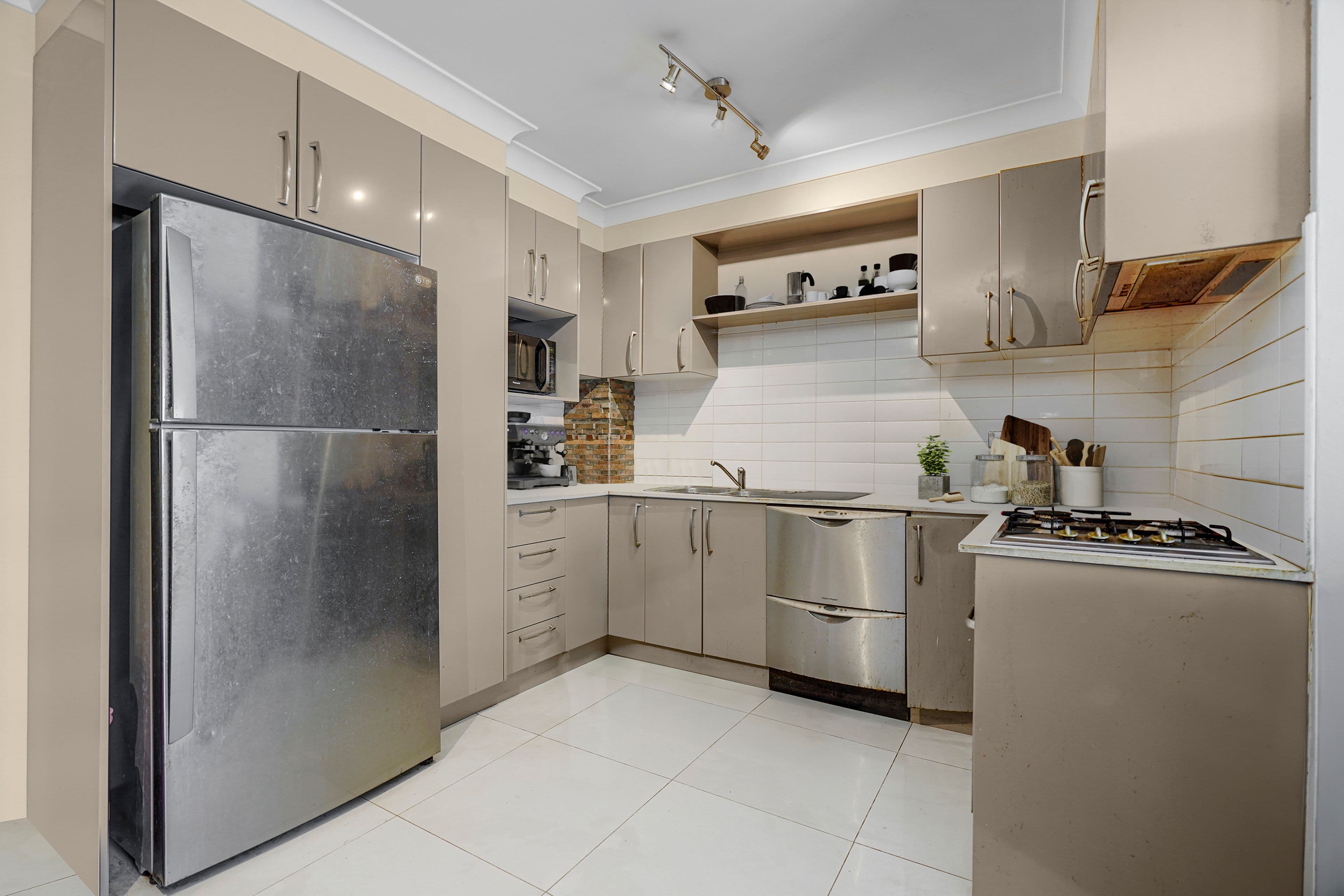 8 Fourth Avenue, Blacktown NSW 2148, Blacktown - Thumbnail 4
