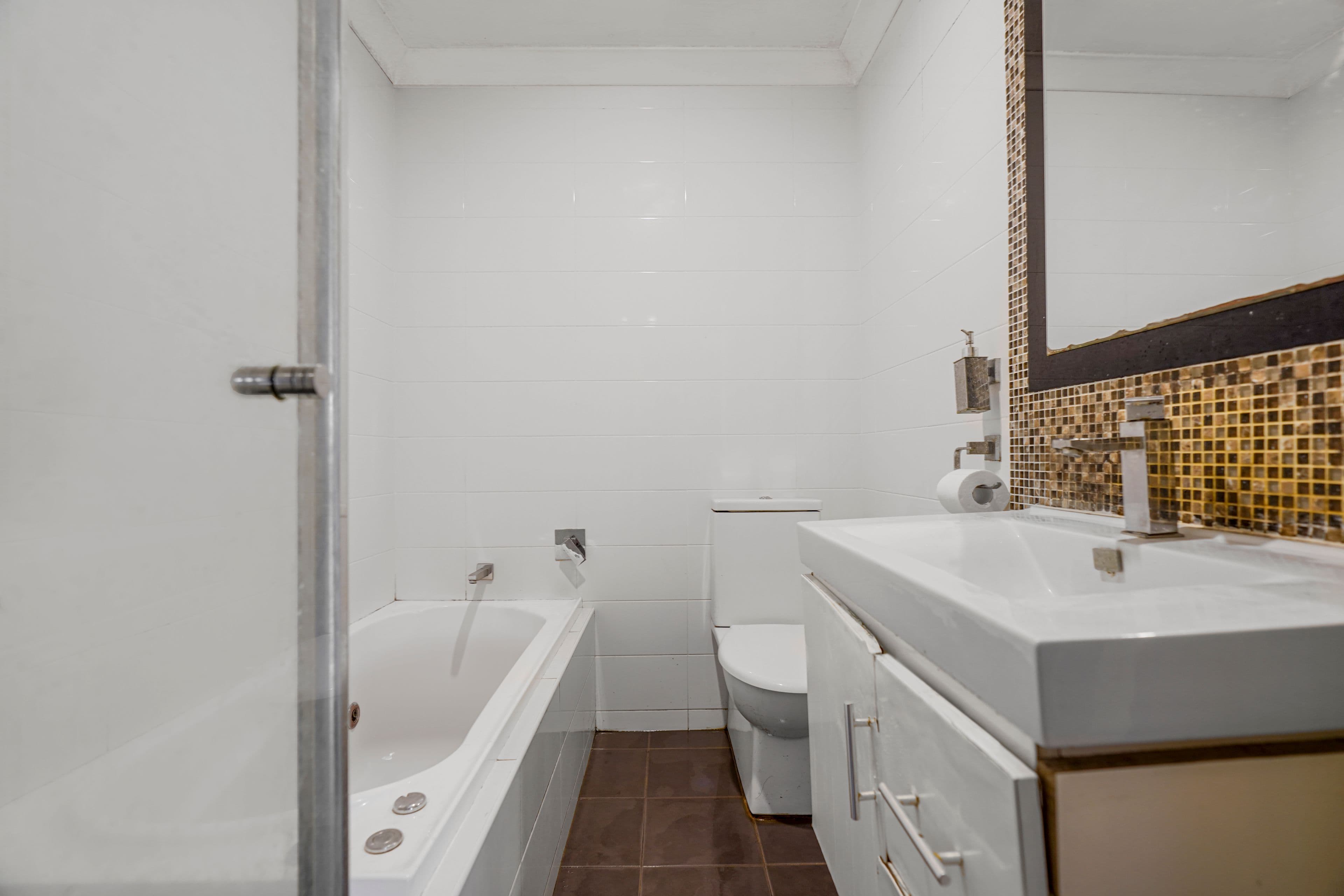 8 Fourth Avenue, Blacktown NSW 2148, Blacktown - Thumbnail 8