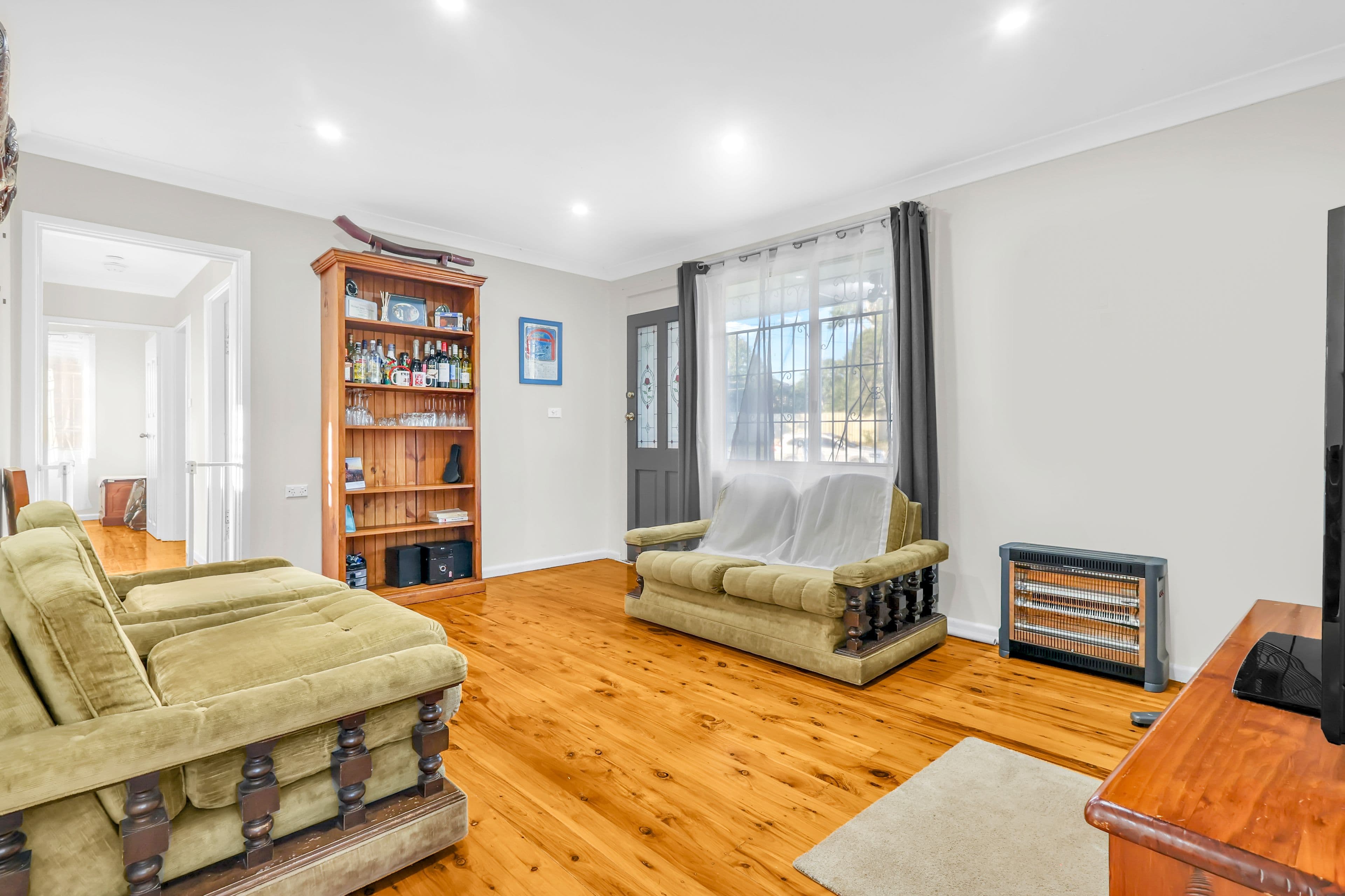 4 Feramin Avenue, Whalan NSW 2770, Whalan - Image 1
