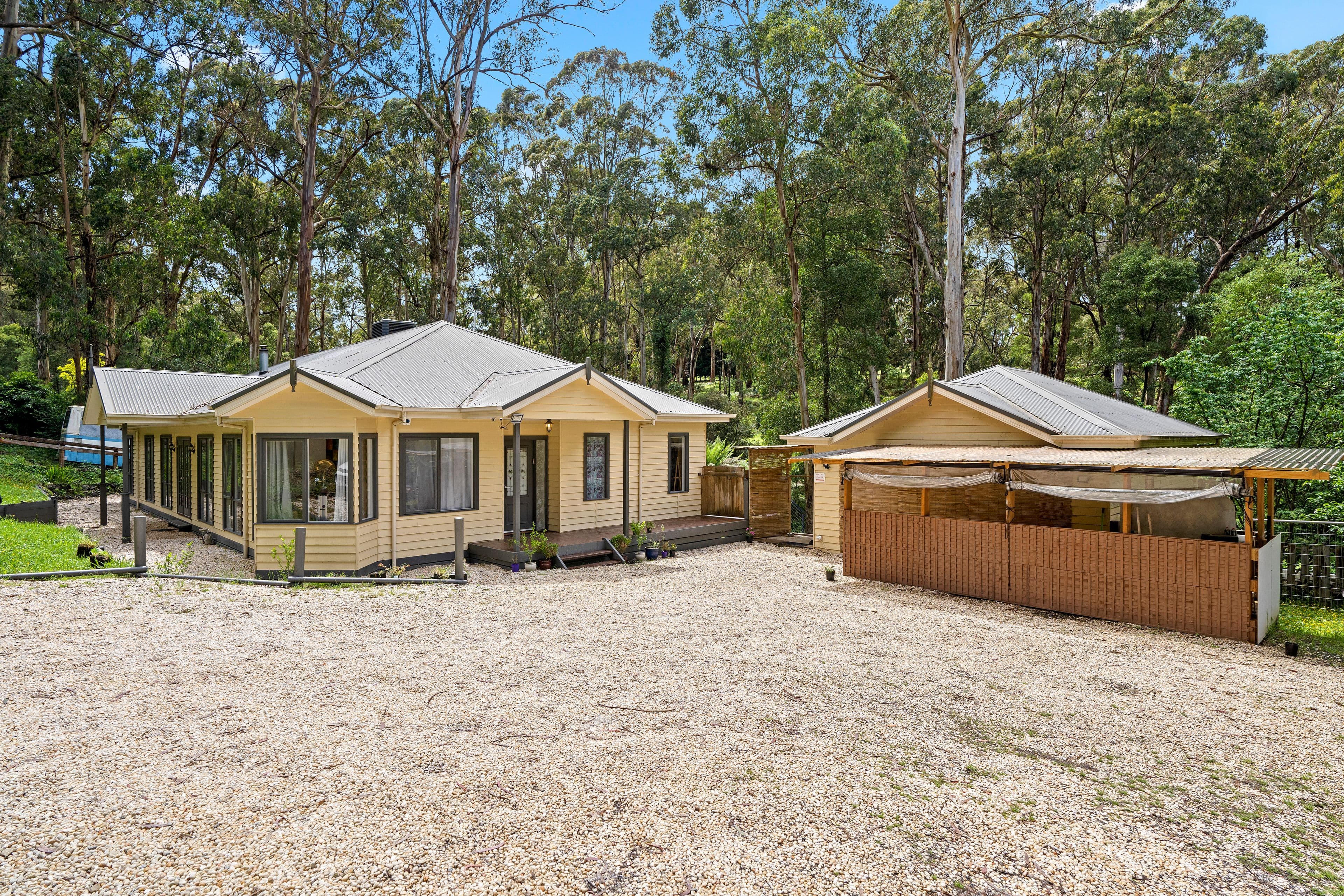 10 Clear Brook Road, Clematis VIC 3782, Clematis - Image 1