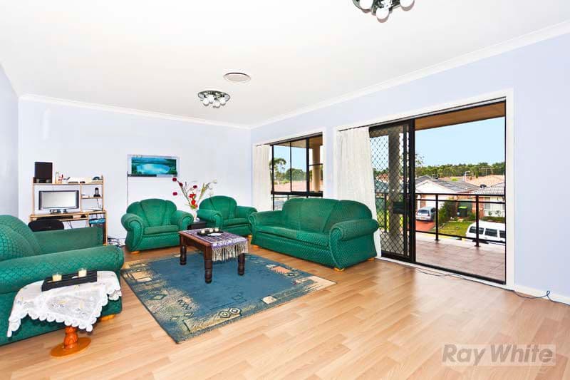 4  Warfield Place, CECIL HILLS NSW 2171, Cecil Hills - Thumbnail 3