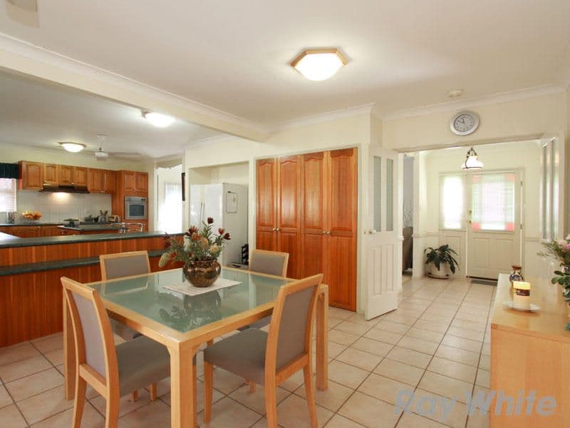 2 Fairview Place, BRIDGEMAN DOWNS QLD 4035, Bridgeman Downs - Thumbnail 8