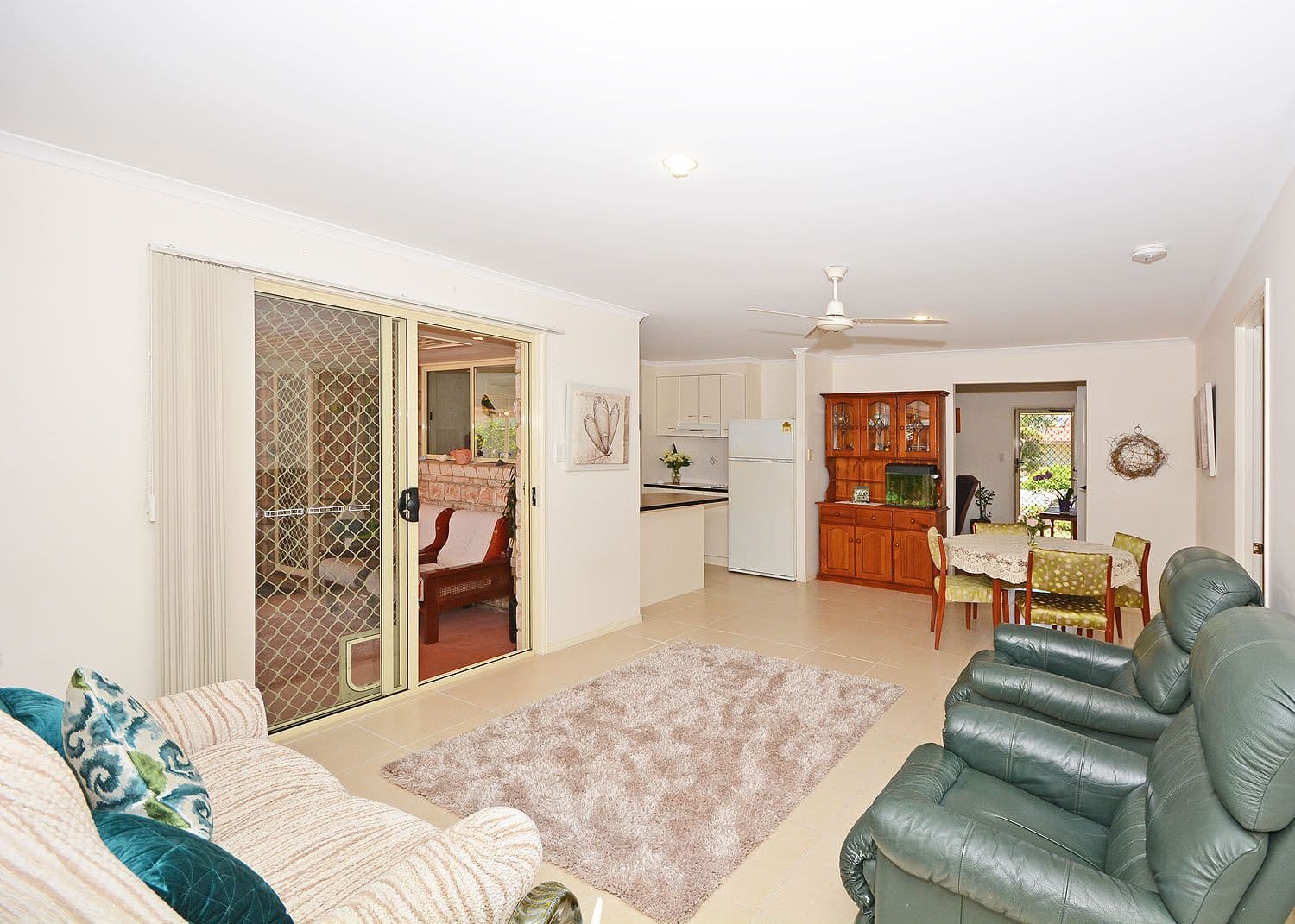 46 Anchorage Circuit, Point Vernon QLD 4655, Point Vernon - Thumbnail 2
