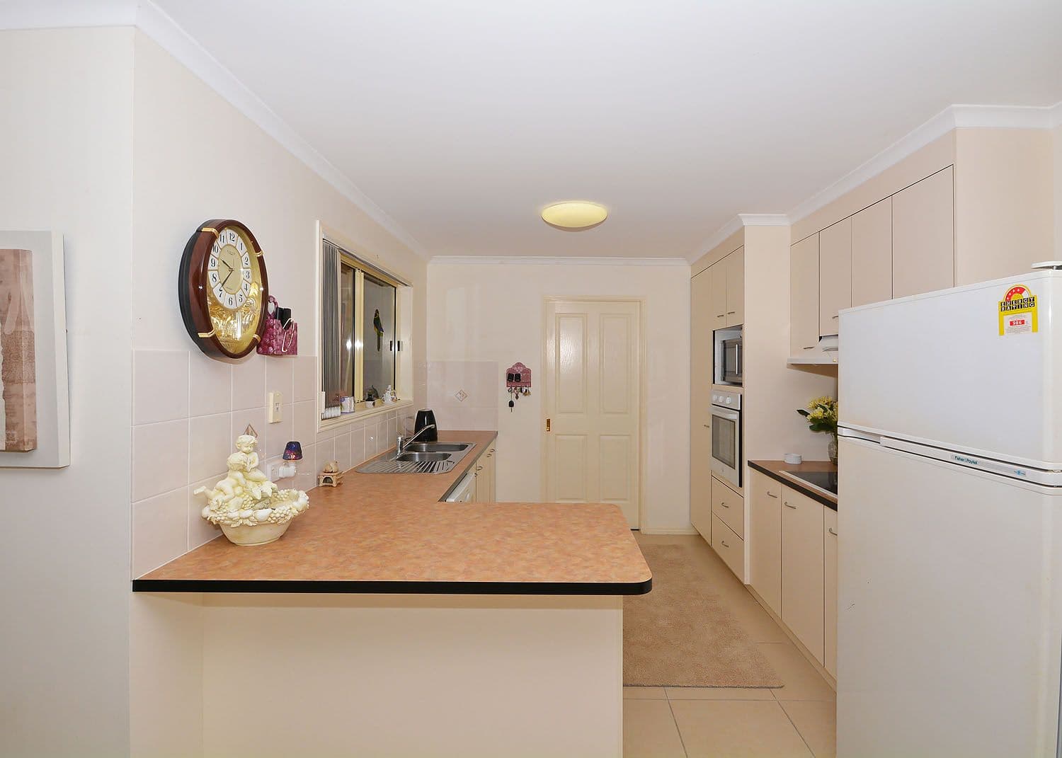 46 Anchorage Circuit, Point Vernon QLD 4655, Point Vernon - Thumbnail 8