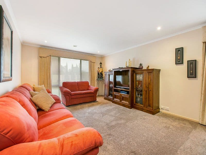 25 Heathland Way, DINGLEY VILLAGE VIC 3172, Dingley Village - Thumbnail 2