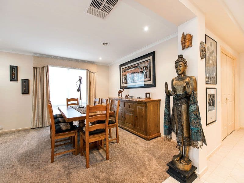 25 Heathland Way, DINGLEY VILLAGE VIC 3172, Dingley Village - Thumbnail 3