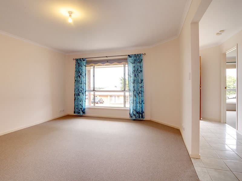 5 Hoylake Court, Seaford Rise - Thumbnail 4