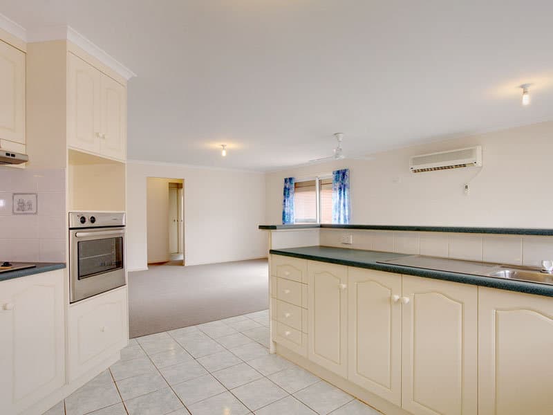 5 Hoylake Court, Seaford Rise - Thumbnail 7