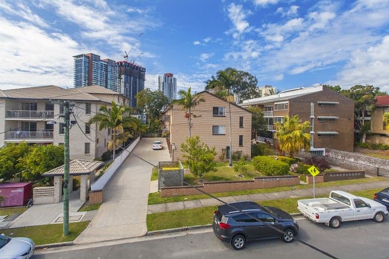 15 Lather Street, Southport QLD 4215, Southport - Thumbnail 2