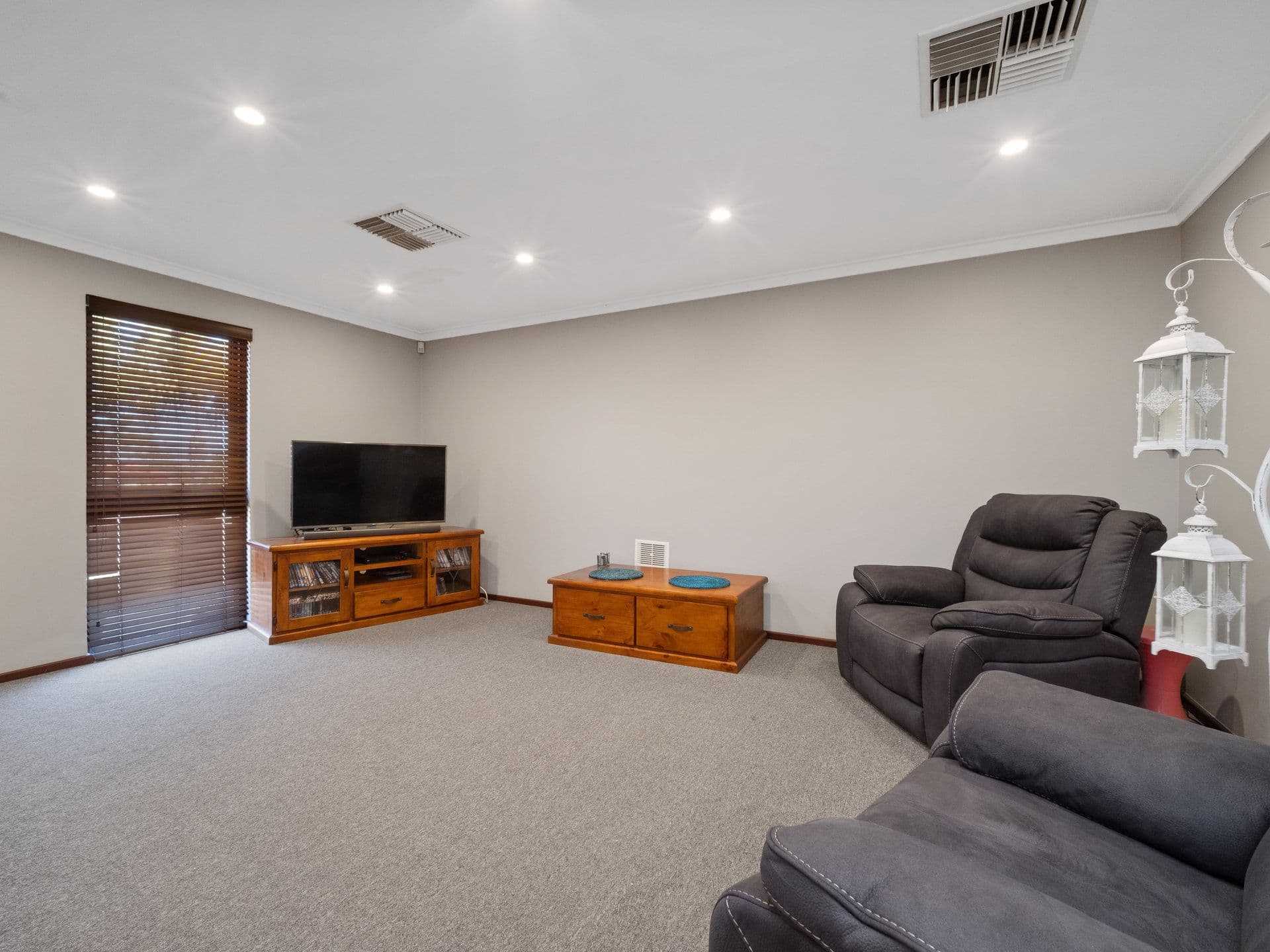 9 Caley Road, Padbury WA 6025, Padbury - Thumbnail 4