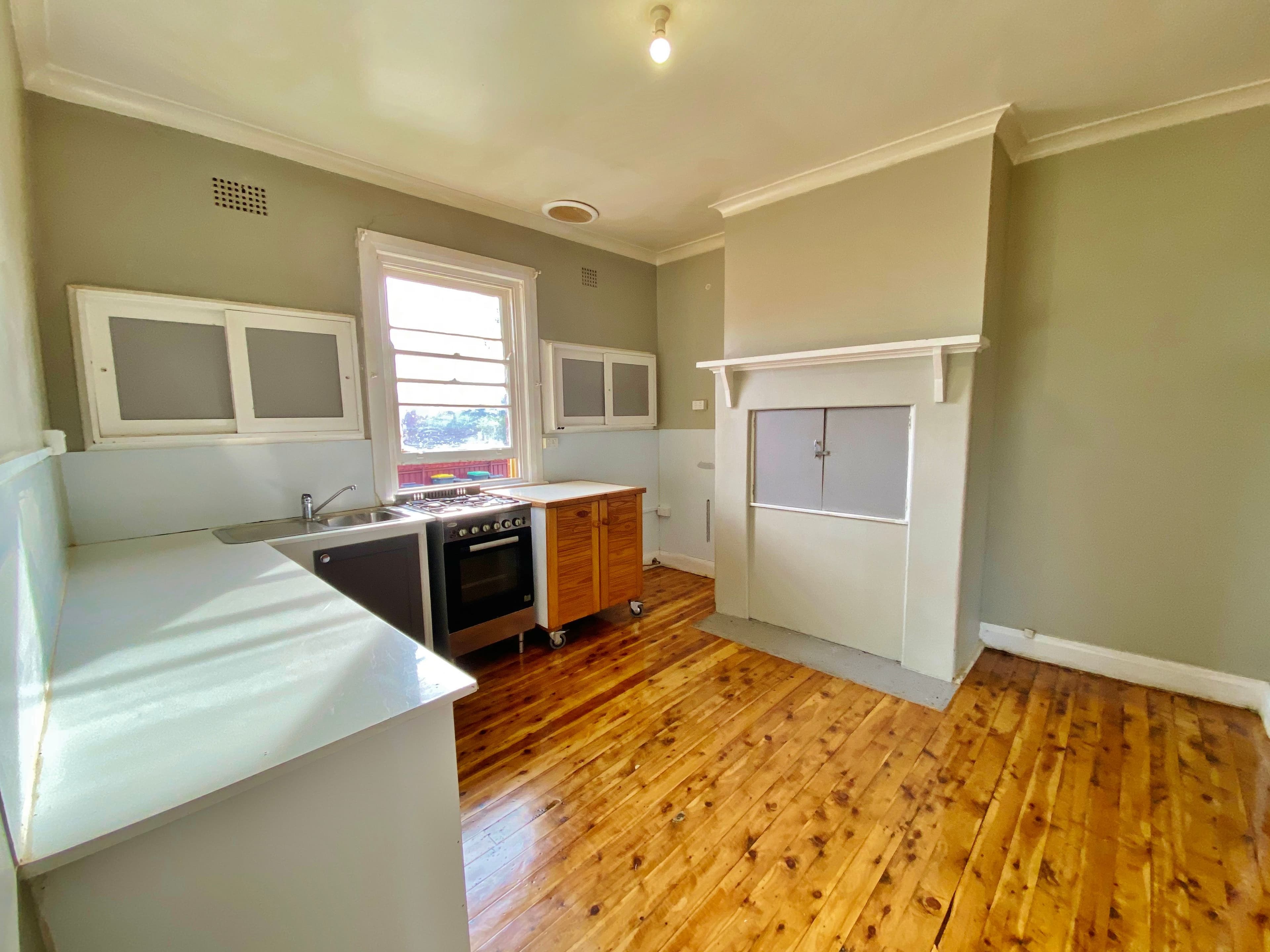 21 Mackenzie Street, Young NSW 2594, Young - Thumbnail 8