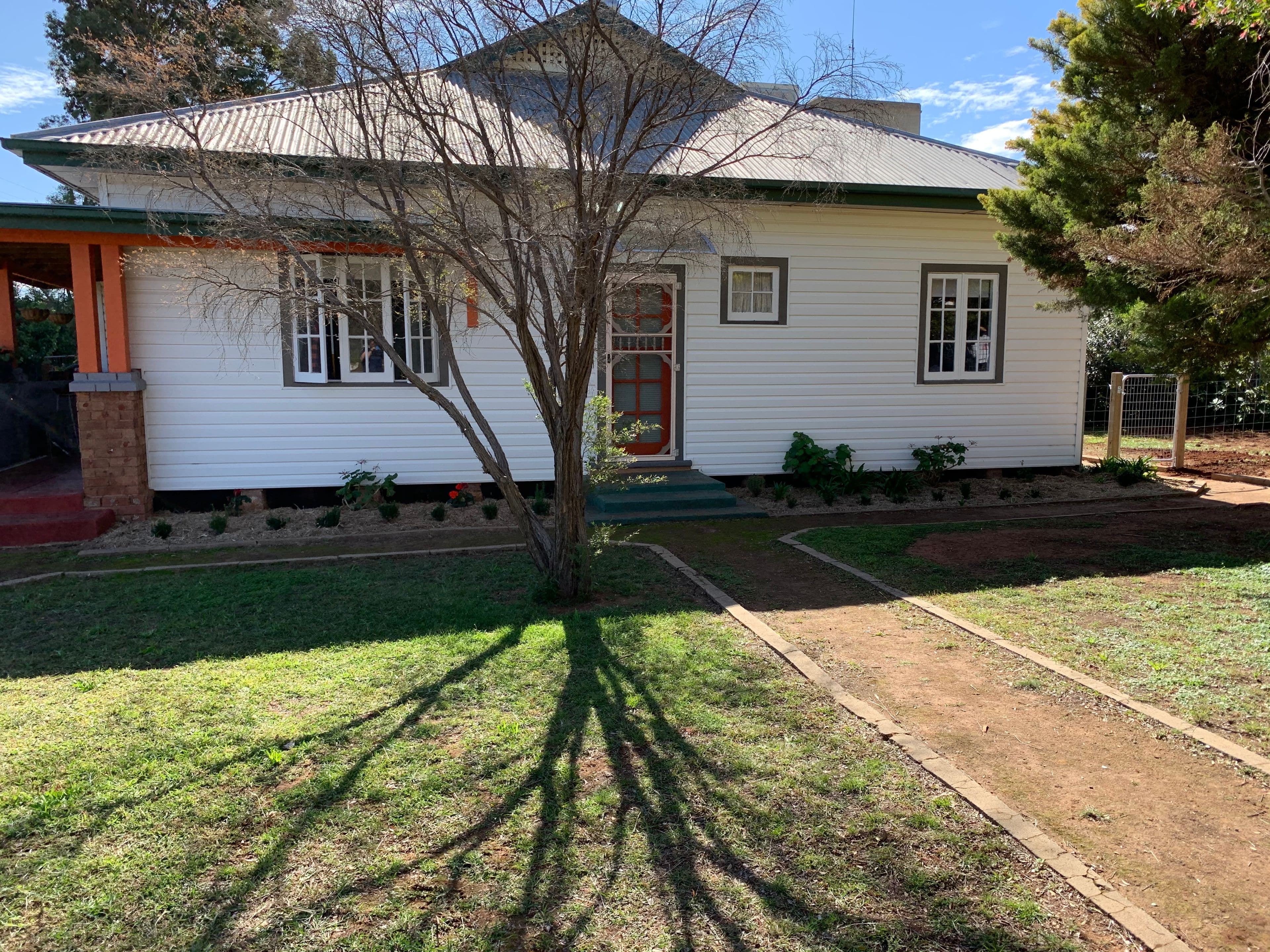 10 Mingelo Street, Peak Hill NSW 2869, Peak Hill - Image 1