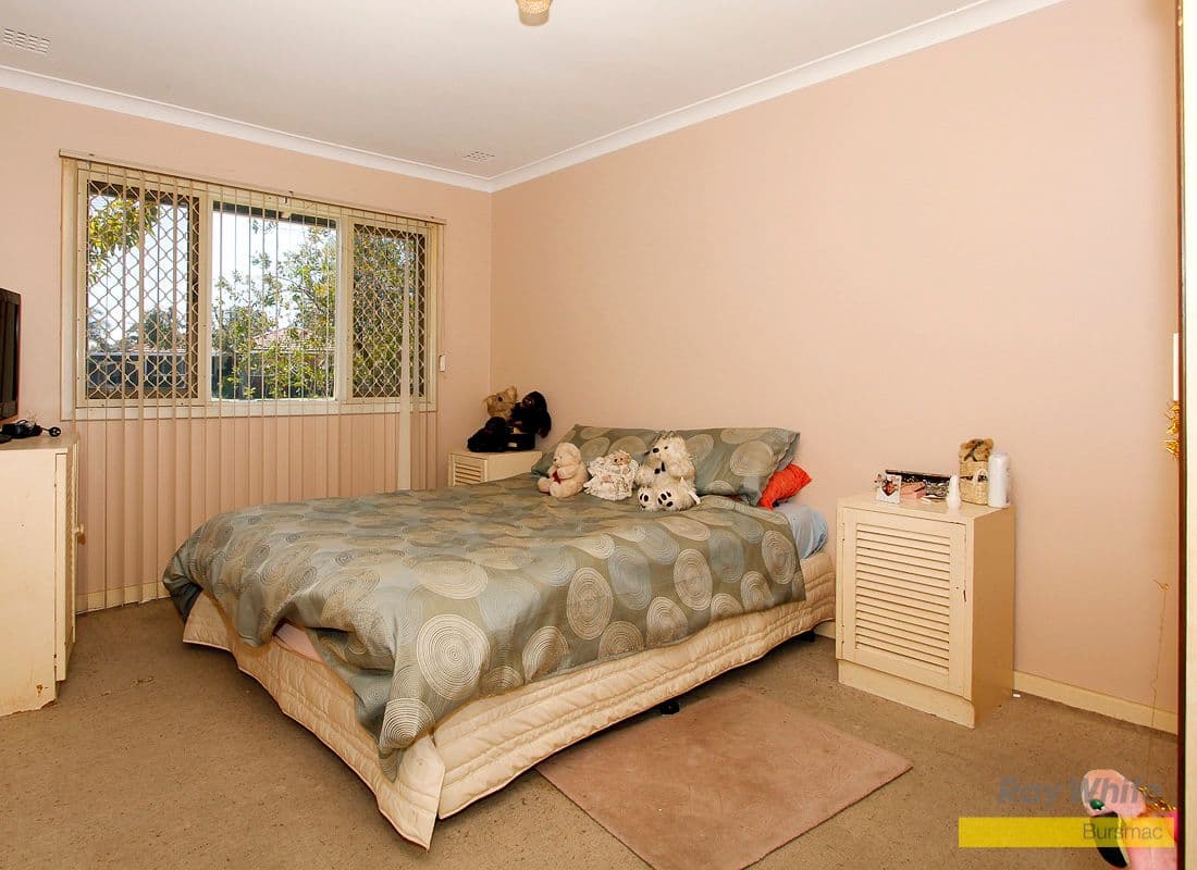 32 Markham Way, BALGA WA 6061, Balga - Thumbnail 4
