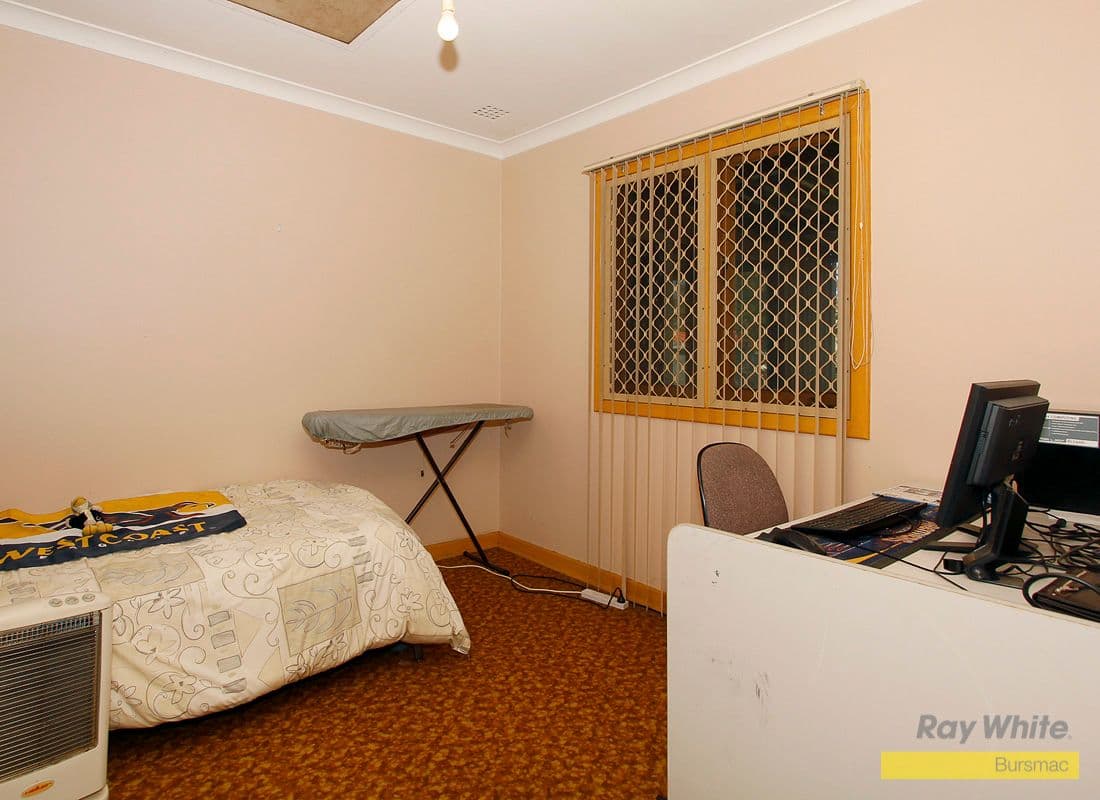 32 Markham Way, BALGA WA 6061, Balga - Thumbnail 5