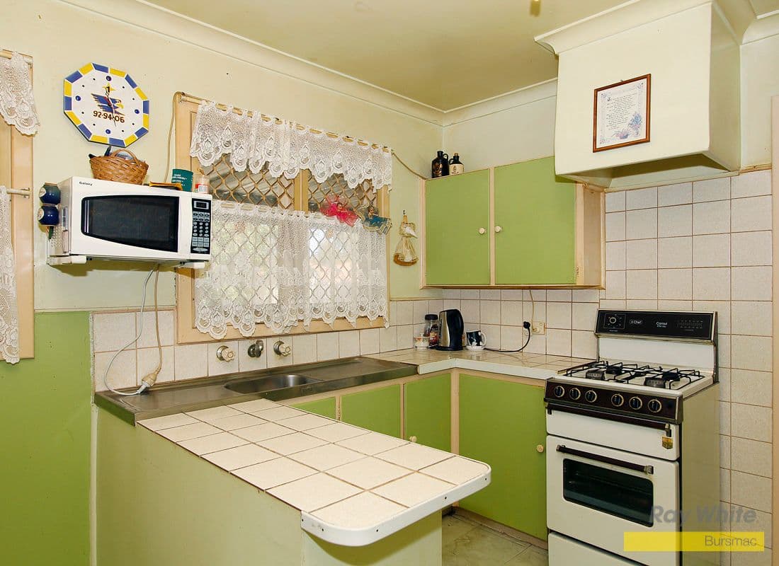 32 Markham Way, BALGA WA 6061, Balga - Thumbnail 6