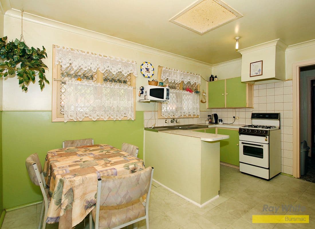 32 Markham Way, BALGA WA 6061, Balga - Thumbnail 7