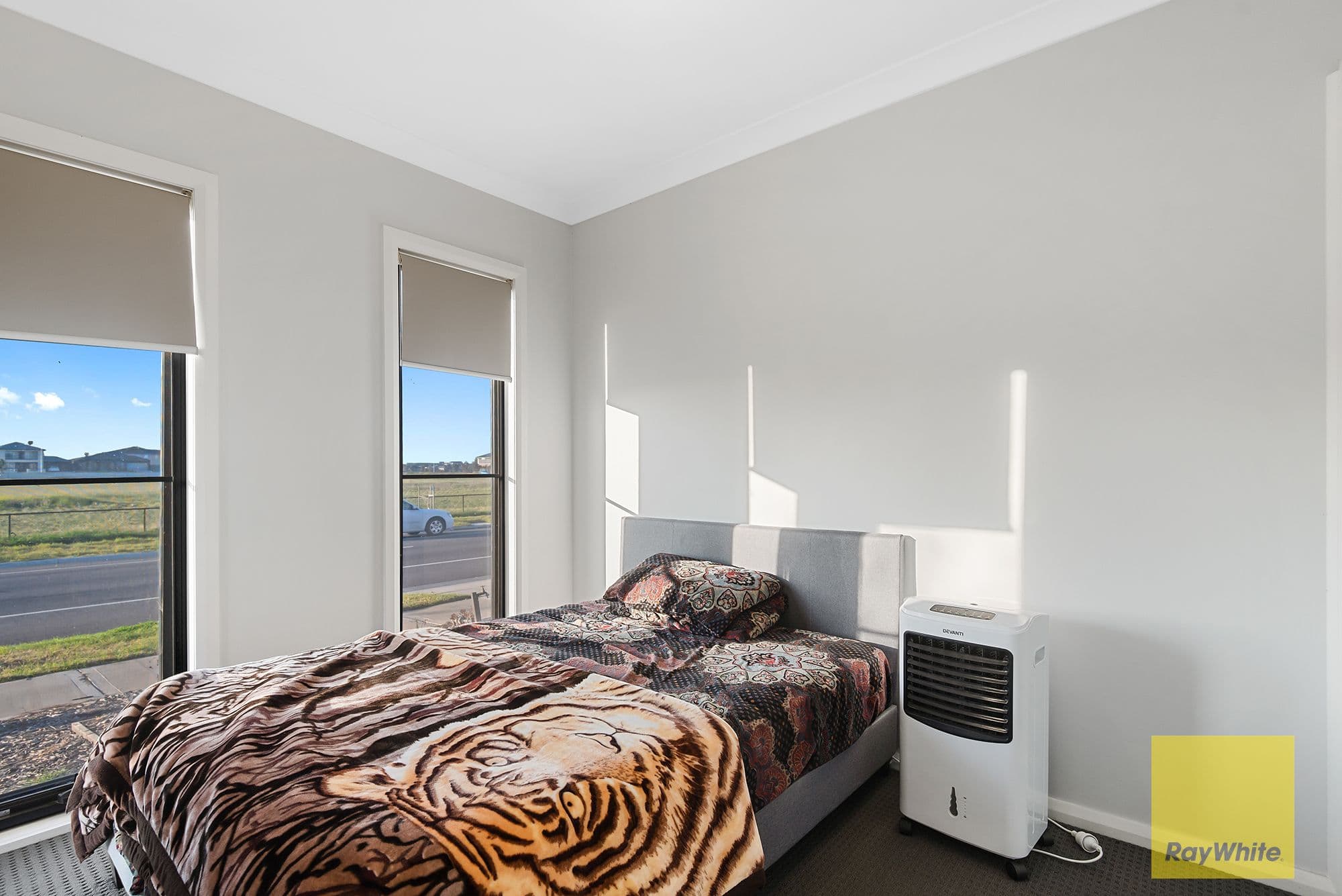 73 Dover Street, Truganina VIC 3029, Truganina - Thumbnail 3