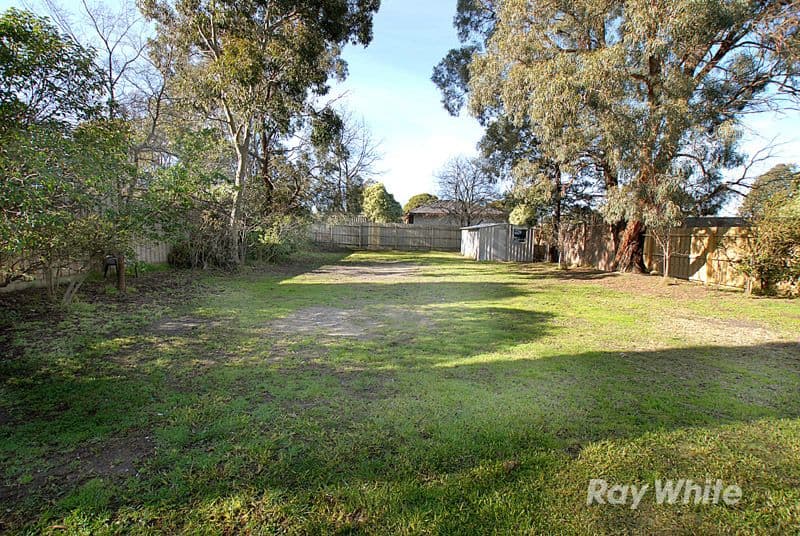 60 Raheen Avenue, WANTIRNA VIC 3152, Wantirna - Thumbnail 2