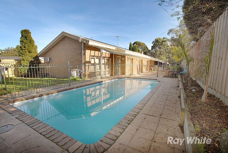60 Raheen Avenue, WANTIRNA VIC 3152, Wantirna - Thumbnail 4
