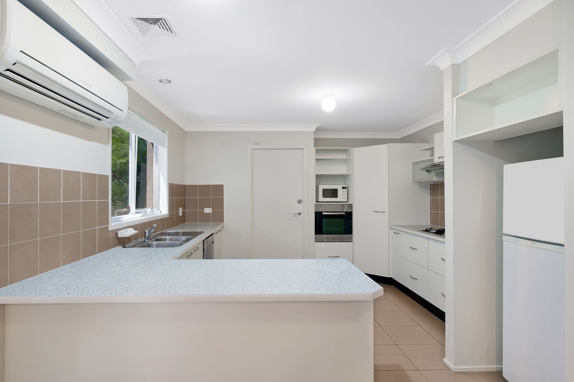 6 Linn Street, Campbelltown NSW 2560, Campbelltown - Thumbnail 4