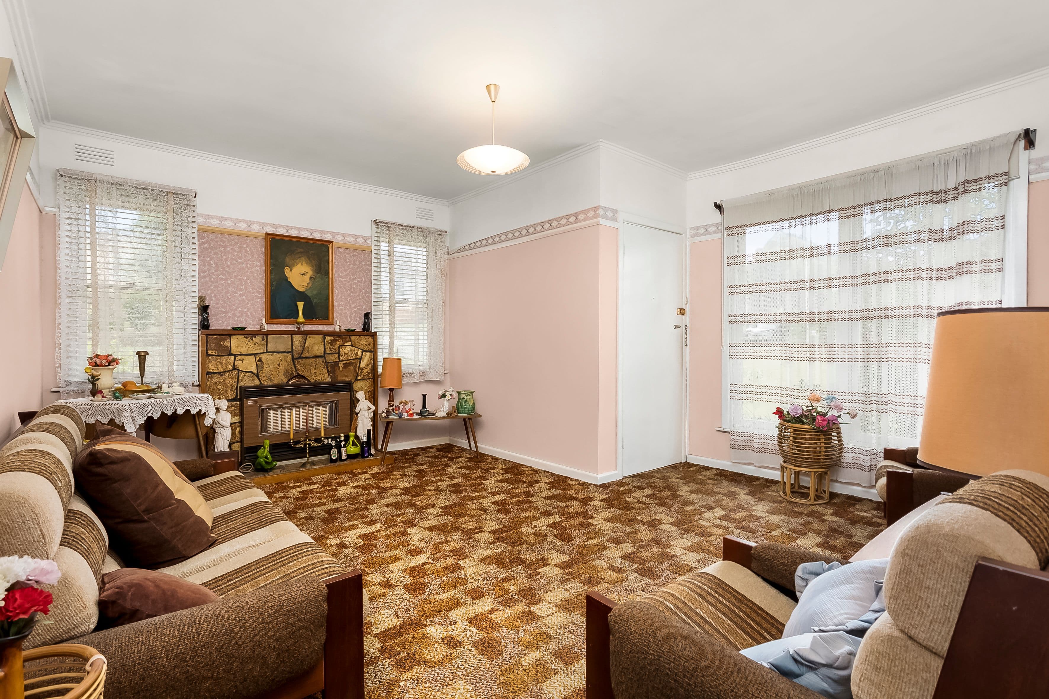85 Summerhill Road, Reservoir VIC 3073, Reservoir - Thumbnail 3