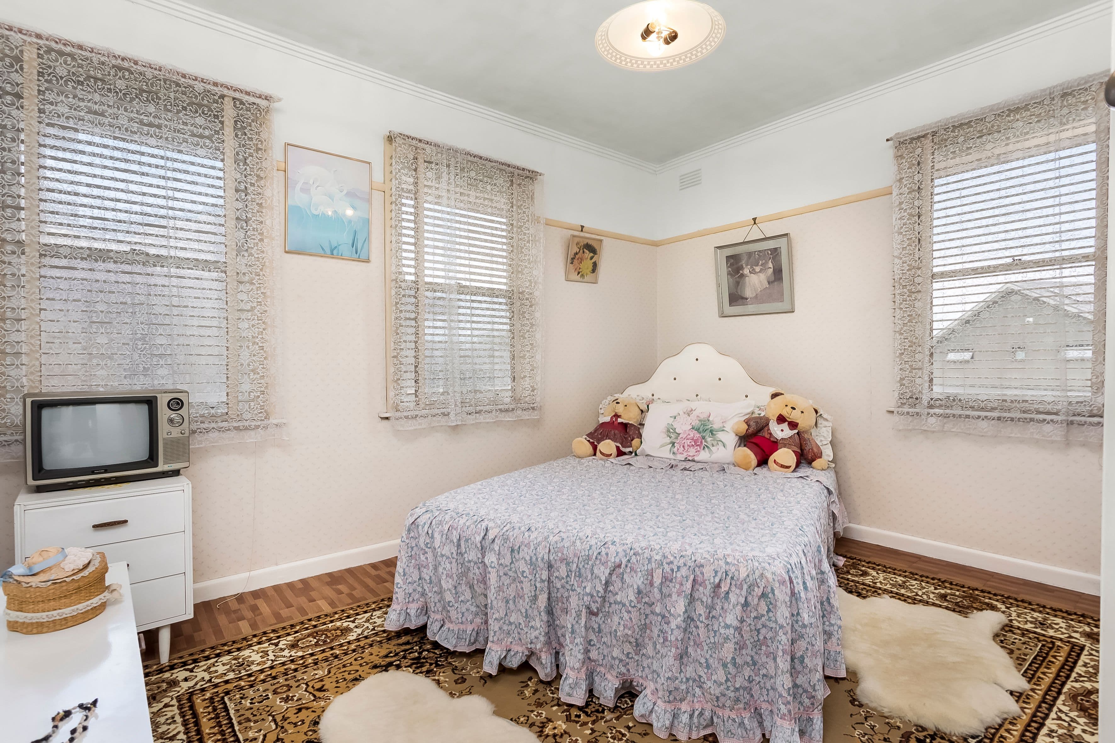 85 Summerhill Road, Reservoir VIC 3073, Reservoir - Thumbnail 4