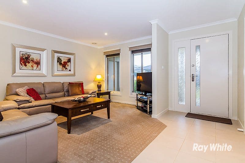 9 Caribbean Pine Court, Lyndhurst VIC 3975, Lyndhurst - Thumbnail 2