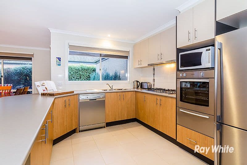 9 Caribbean Pine Court, Lyndhurst VIC 3975, Lyndhurst - Thumbnail 5