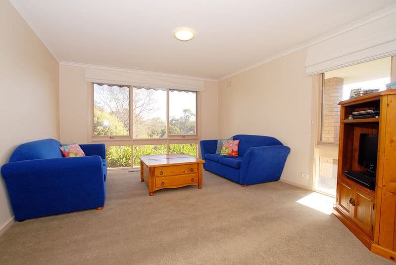 4 Invermay Court, FRANKSTON VIC 3199, Frankston - Thumbnail 2